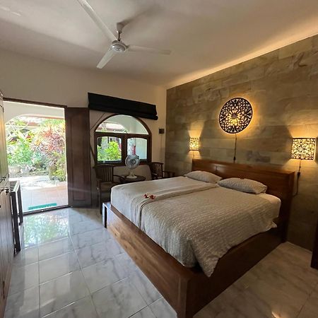 Catra Homestay Beach Apartments Кандидаса Экстерьер фото
