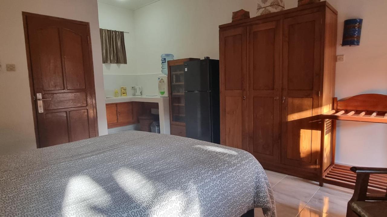 Catra Homestay Beach Apartments Кандидаса Экстерьер фото
