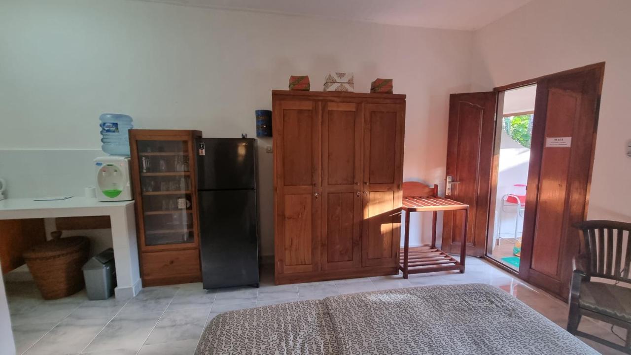 Catra Homestay Beach Apartments Кандидаса Экстерьер фото