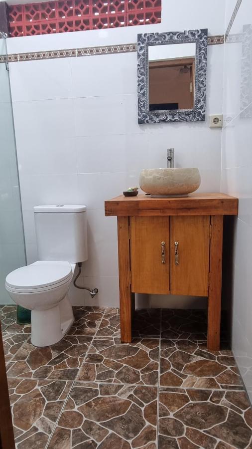 Catra Homestay Beach Apartments Кандидаса Экстерьер фото